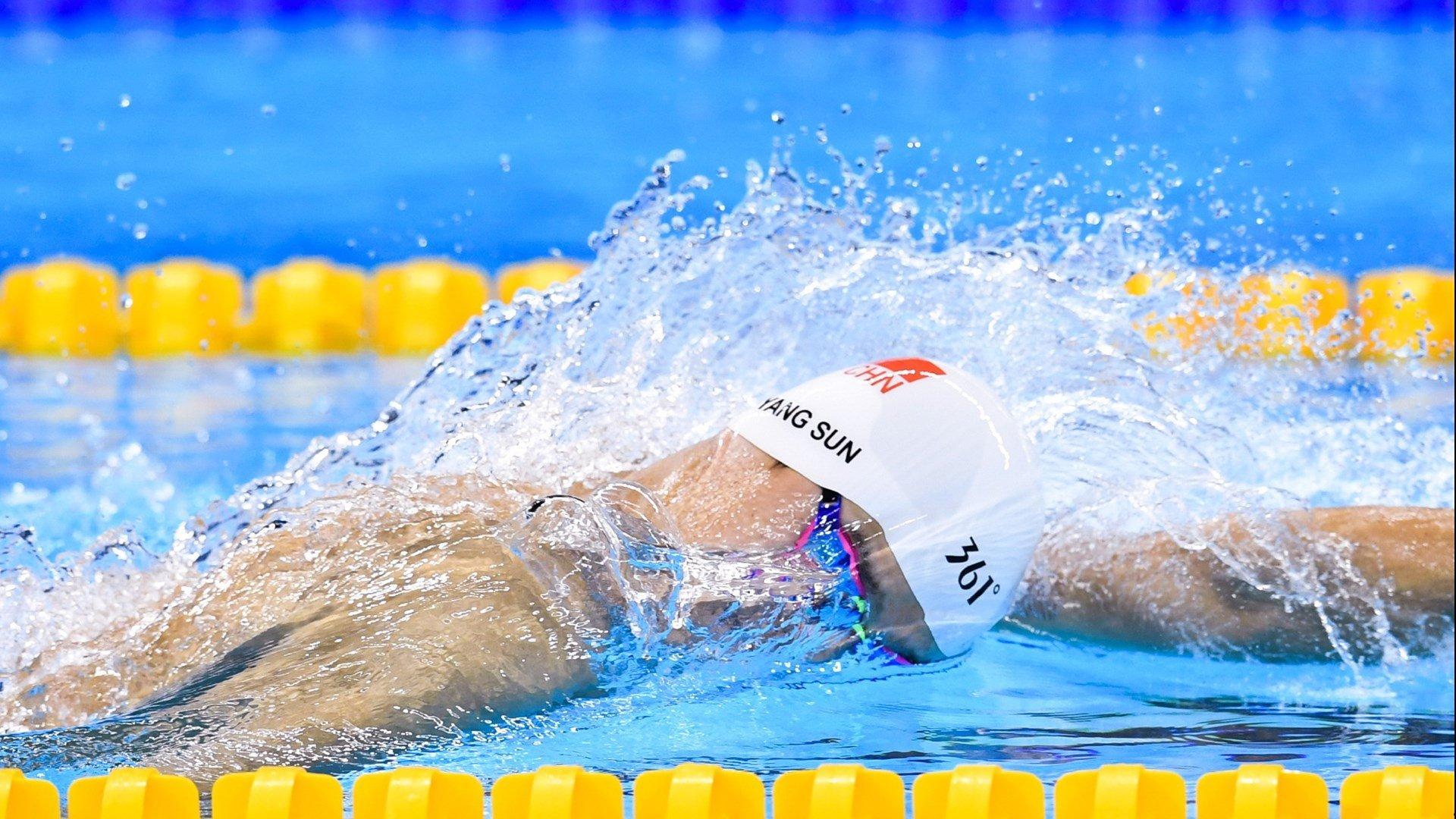 斯隆德隆上演“将相和”八年心结今朝终于解开了!